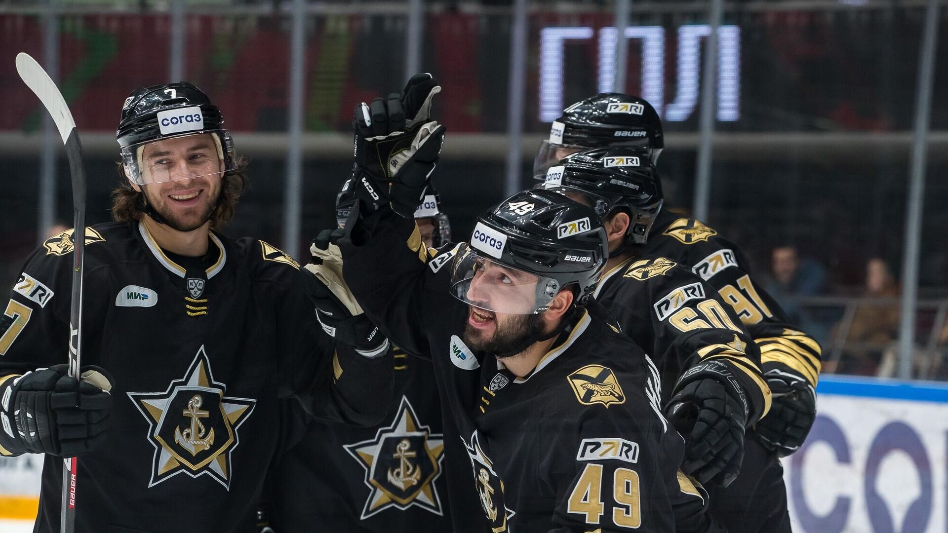 Адмирал — Амур