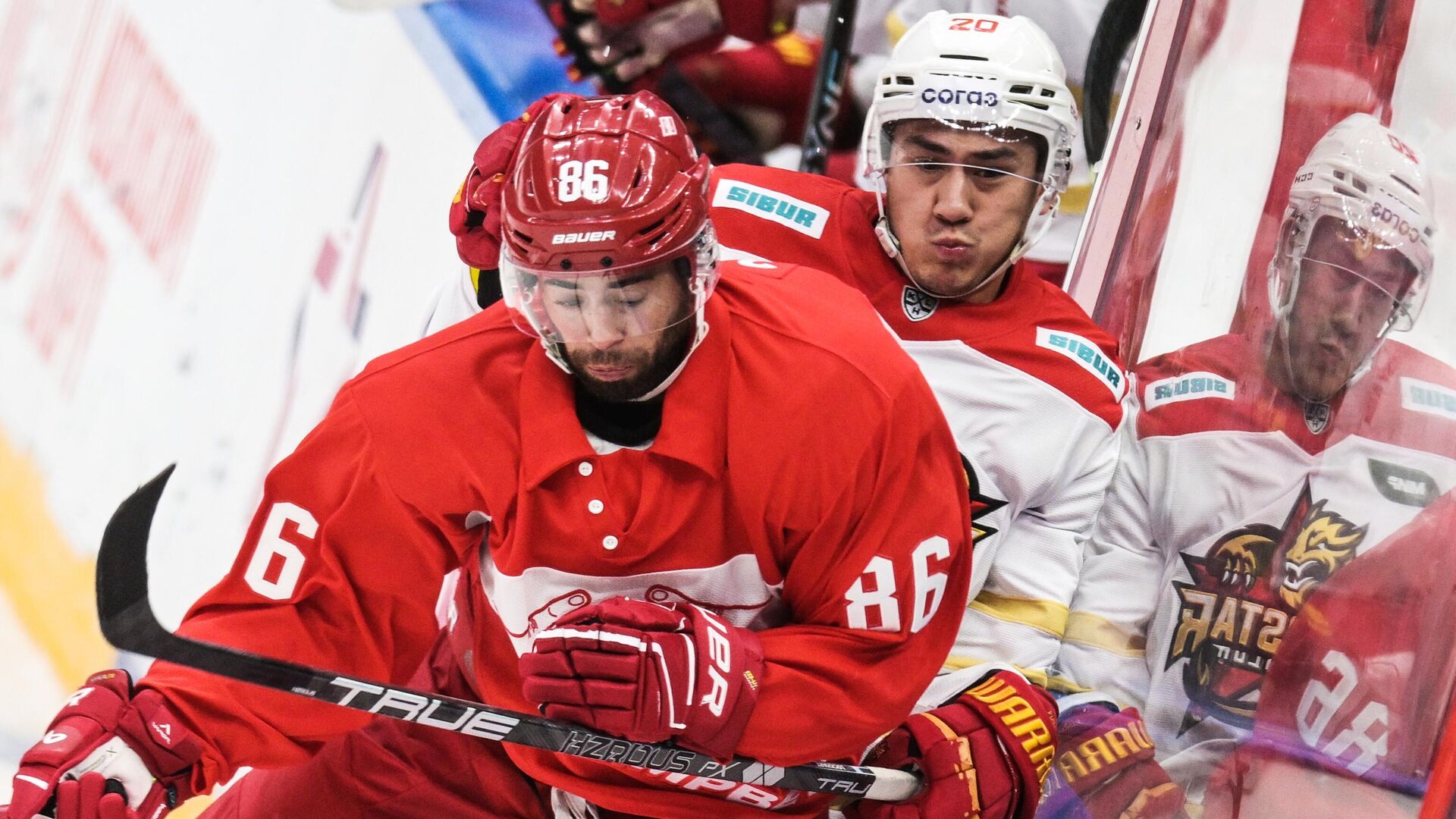 ХК Шанхайские драконы - ХК Спартак