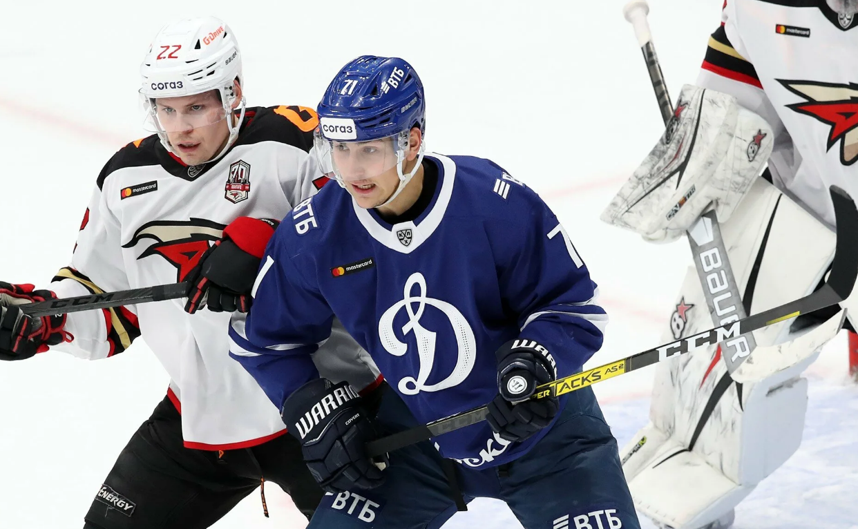 ХК Динамо - ХК Авангард