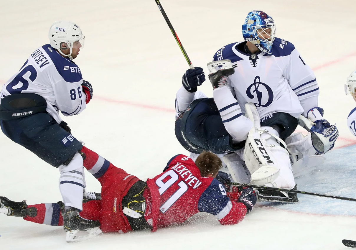 ХК Динамо - ХК Локомотив