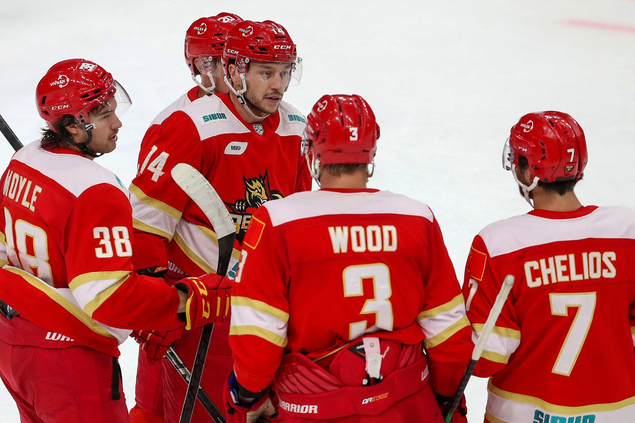 Шанхай Дрэгонс - Ак Барс