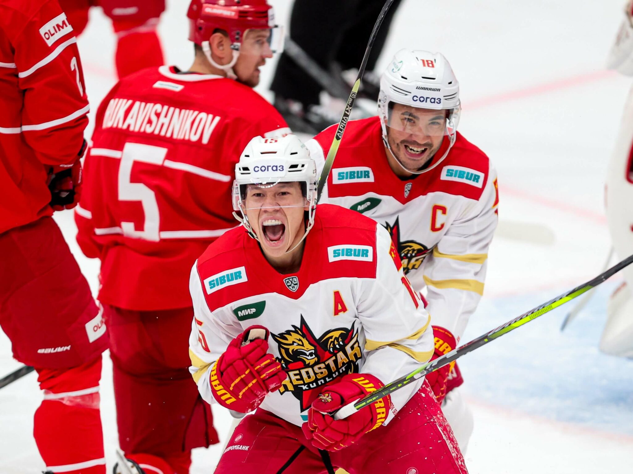 ХК Шанхайские драконы - ХК Спартак